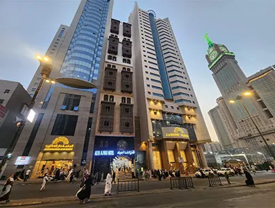 al massa grand hotel