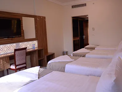 tripple bedroom