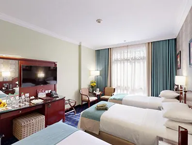 hotel guestroom