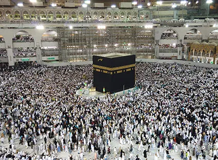 400 3 Star 12 Nights December Holidays Umrah Package 2025
