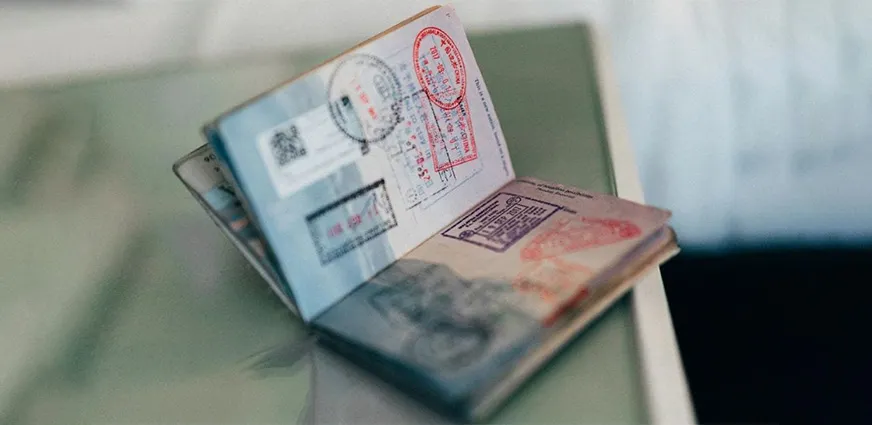 How to apply for Umrah visa from UK – choose between Saudi eVisa or travel agency