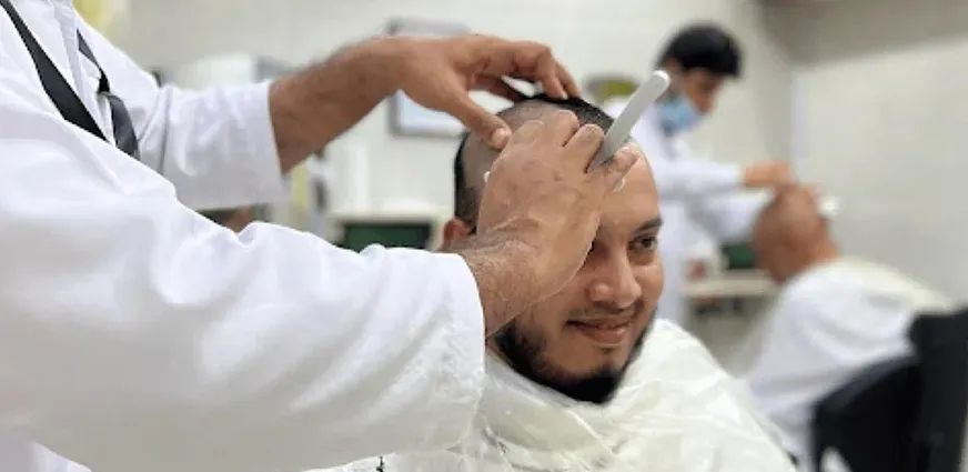 umrah steps about Shaving or Trimming Hair (Halq / Taqsir)